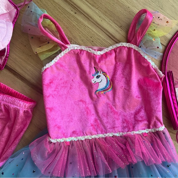 Unicorn costume with wings - Picture 4 of 8